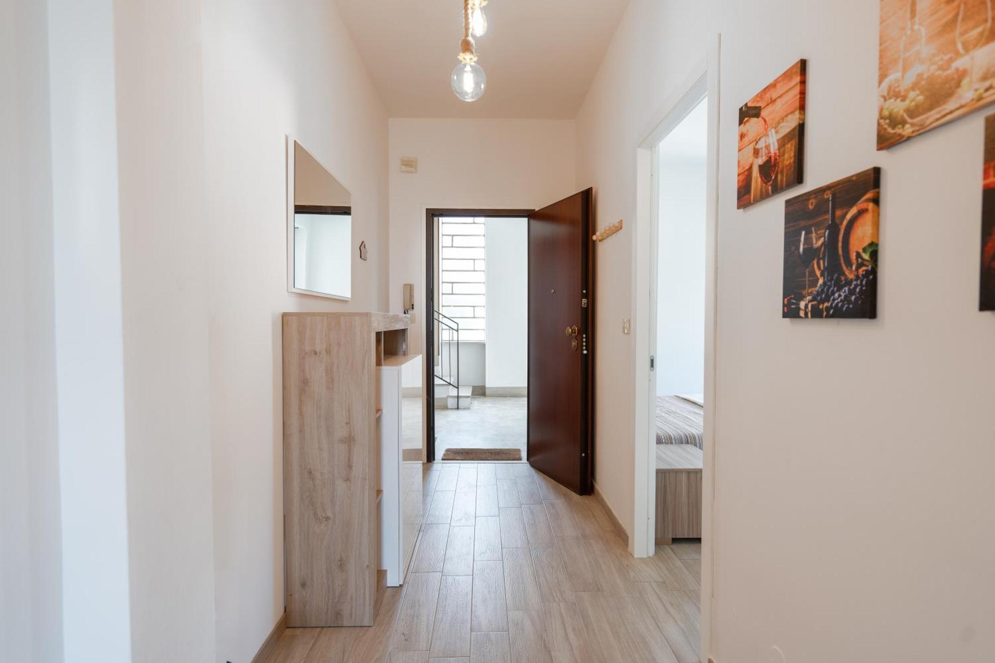 Private Parking, With Hill View Apartment Alba  Exterior foto