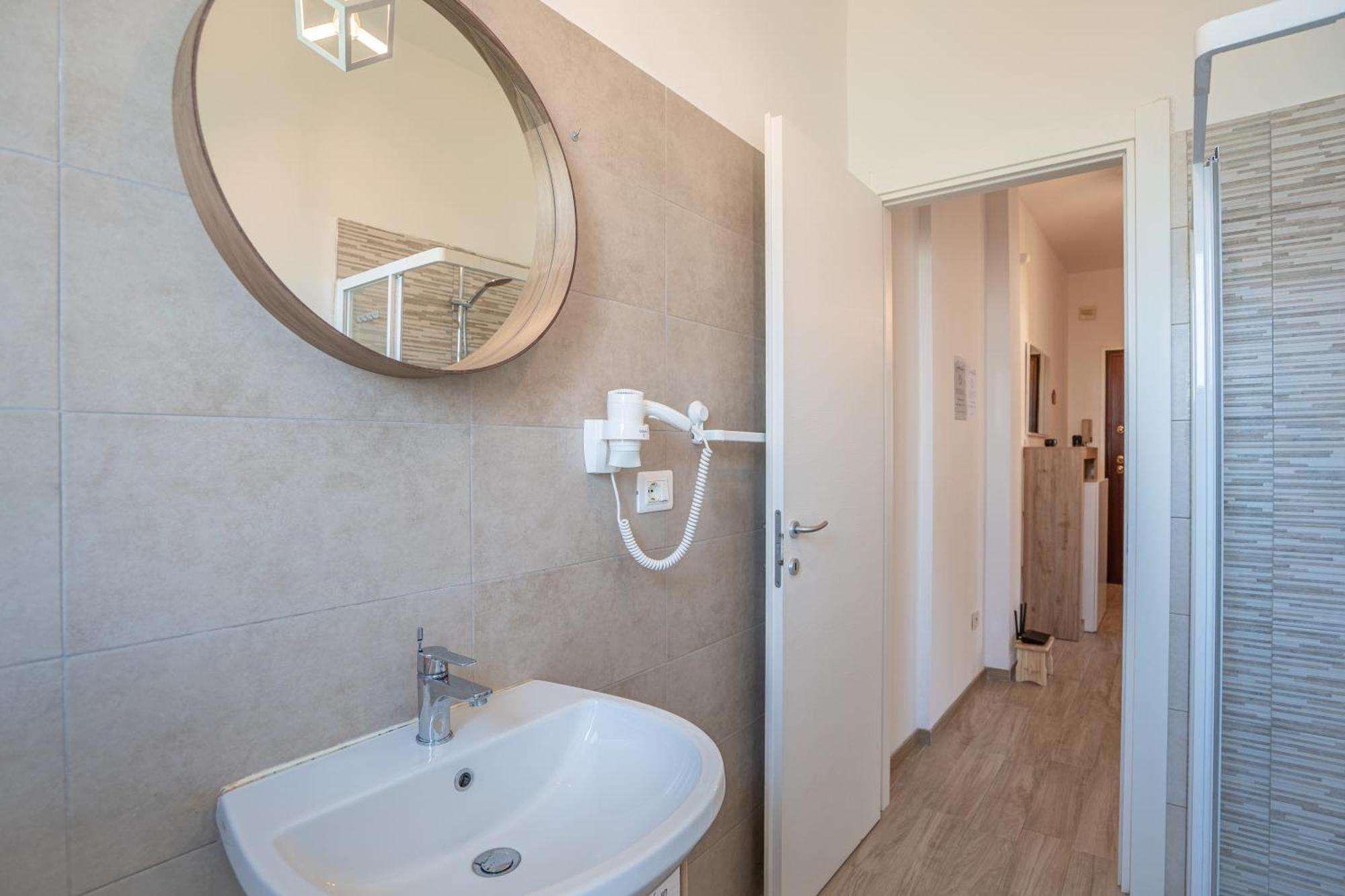 Private Parking, With Hill View Apartment Alba  Exterior foto